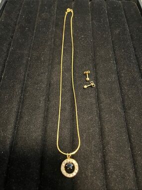 L👀K 3 for $10Gold-Tone Circle Pendant Necklace with gold tone stud earrings